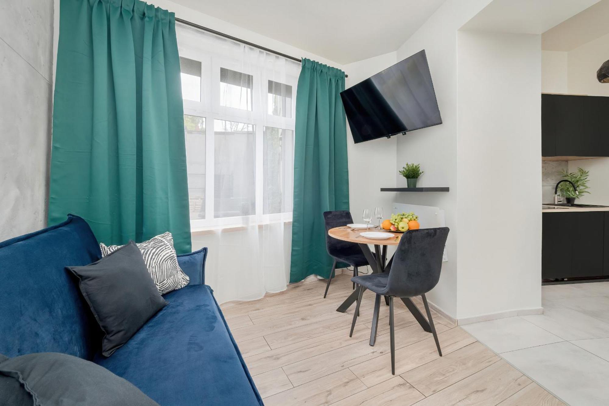 Apartament Plocka Comfortable & Modern By Renters